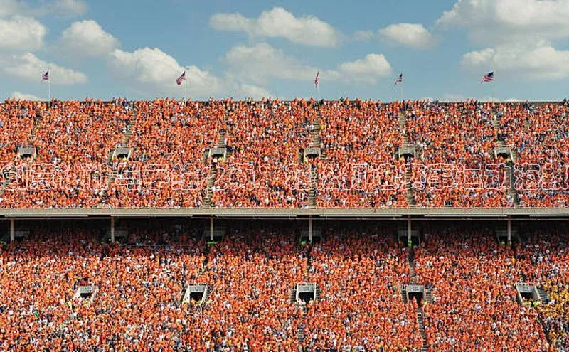 创意设计与手绘之美：轻松打造赛事运动海报